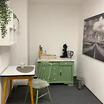 Appartement 1 Bedroom With Private Bathroom & Kitchenette