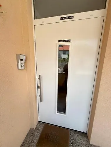 1 Bedroom With Private Bathroom & Kitchenette