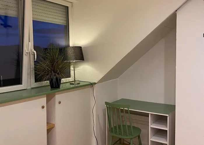 1 Bedroom With Private Bathroom & Kitchenette Oberthulba